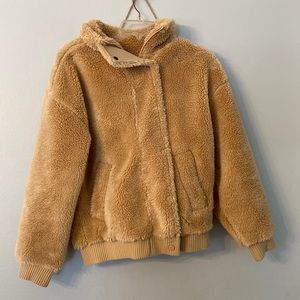 ALO YOGA Sherpa Varsity Jacket - xs